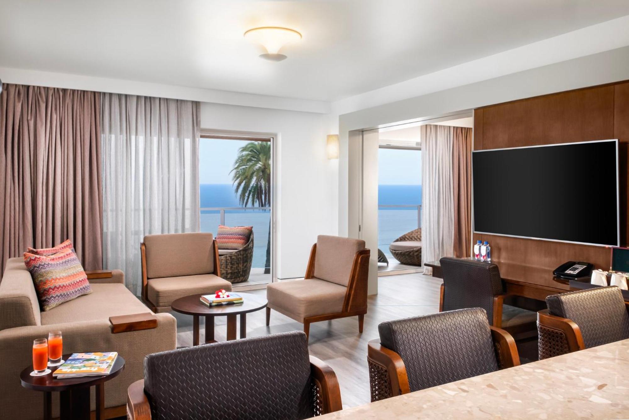 Crowne Plaza Fiji Nadi Bay Resort & Spa, An Ihg Hotel Dış mekan fotoğraf