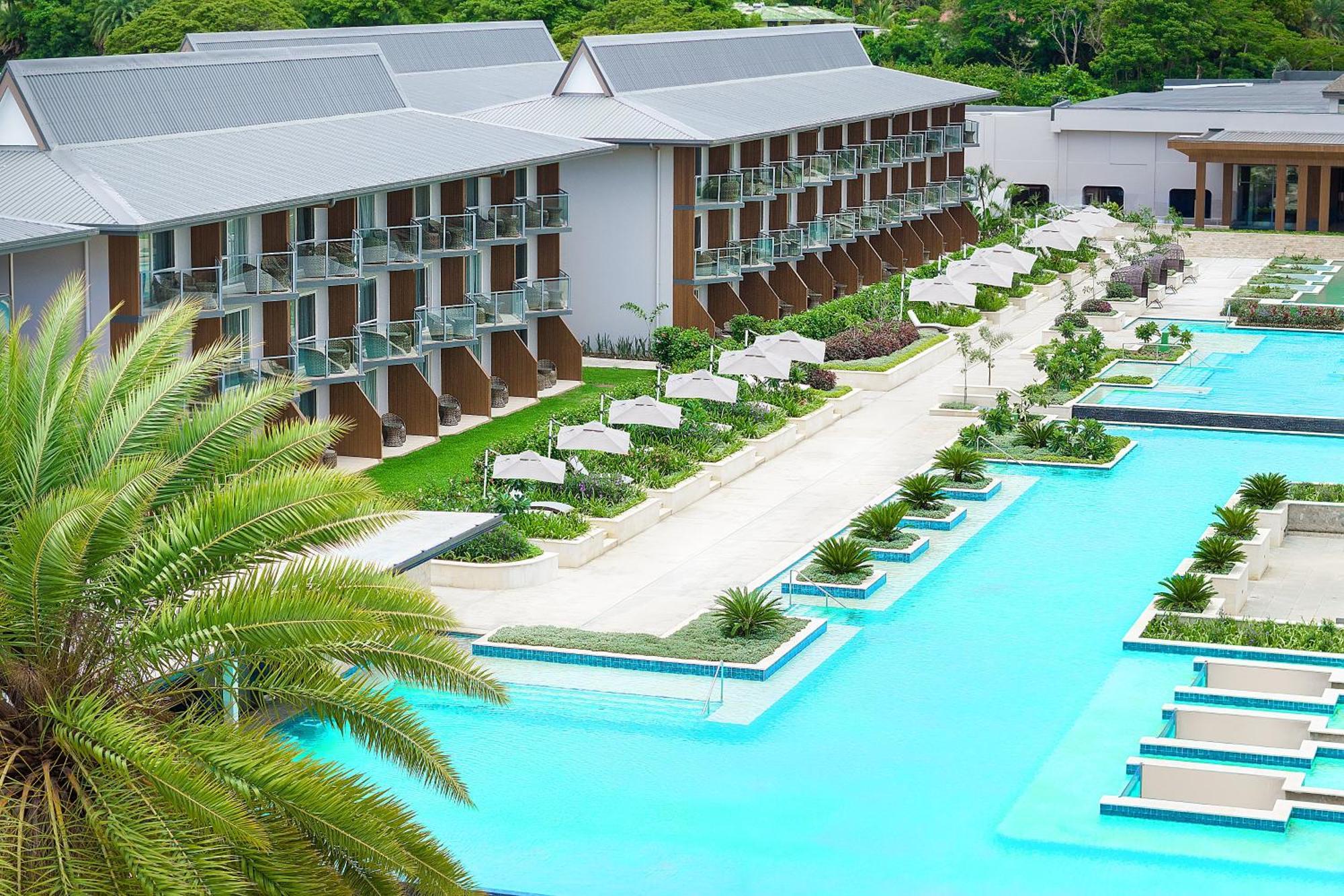 Crowne Plaza Fiji Nadi Bay Resort & Spa, An Ihg Hotel Dış mekan fotoğraf