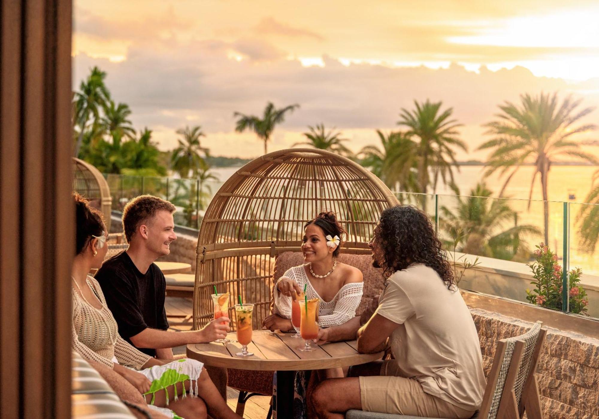 Crowne Plaza Fiji Nadi Bay Resort & Spa, An Ihg Hotel Dış mekan fotoğraf