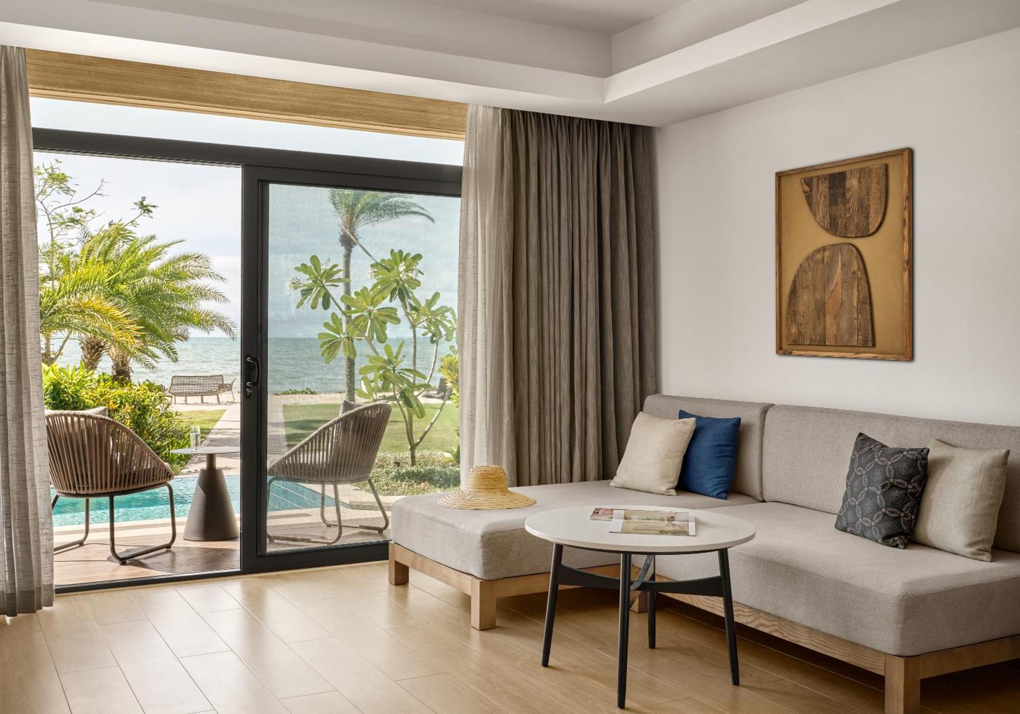 Crowne Plaza Fiji Nadi Bay Resort & Spa, An Ihg Hotel Dış mekan fotoğraf